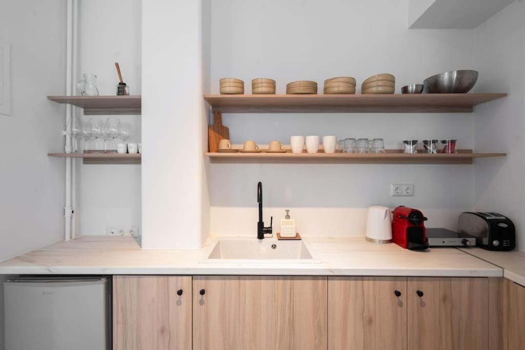 Prime Location 1-Bedroom Apt Athén Kültér fotó